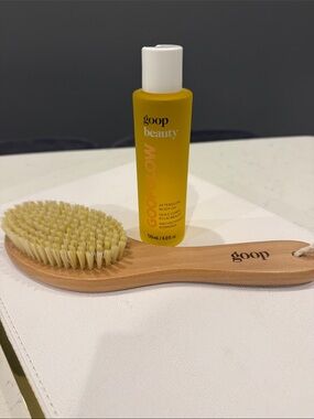 Goop Beauty Afterglow Body Oil in Yellow